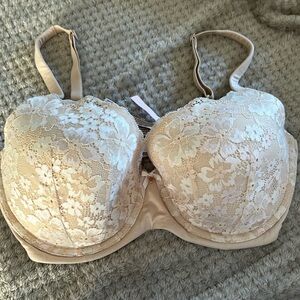 Body by Victoria Lace Tan Bra
